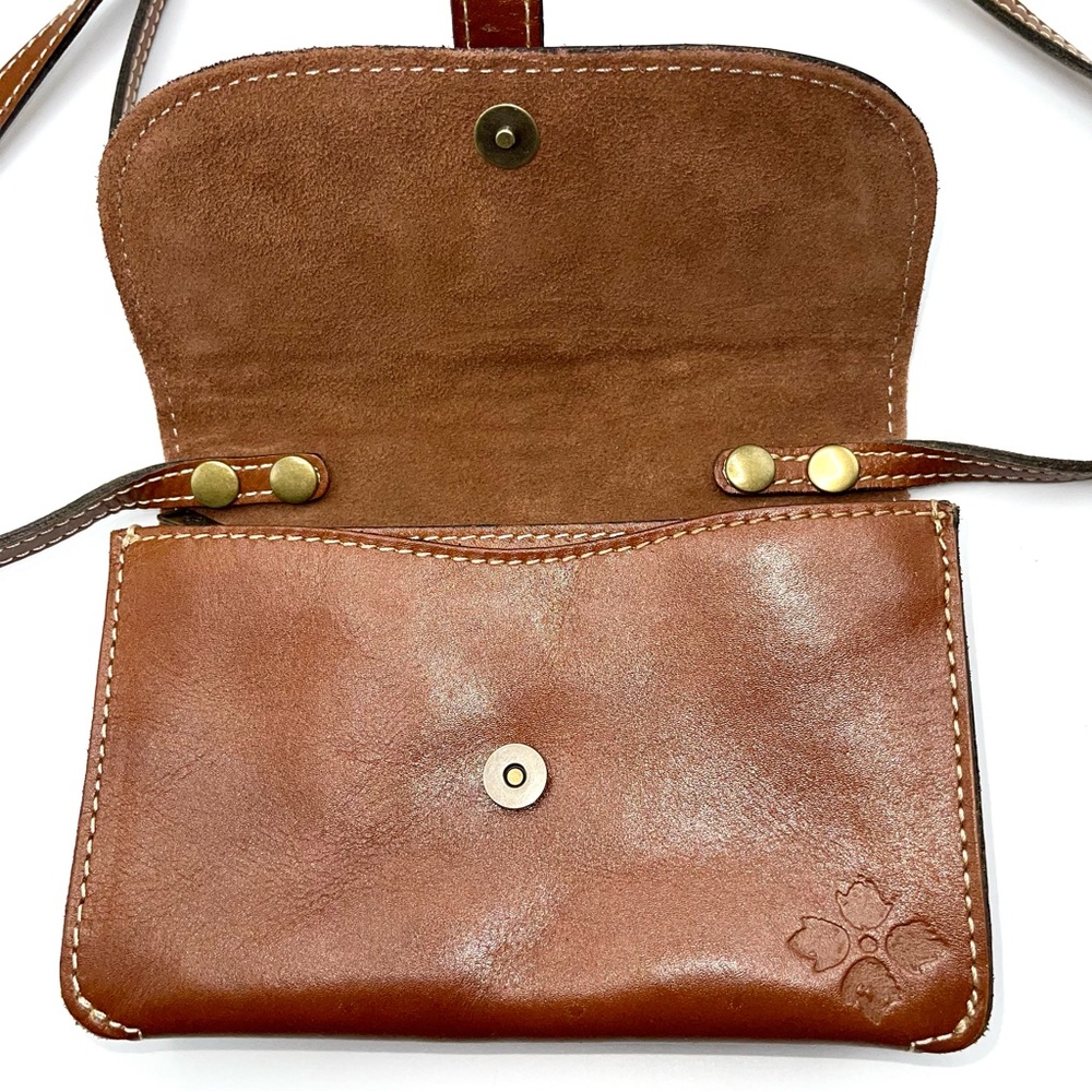 Patricia Nash Leather Crossbody Bag - Picture 4 of 11